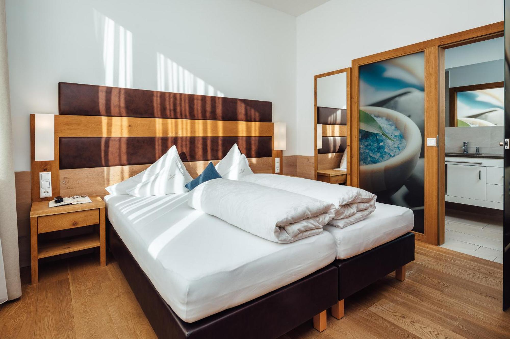 Schneeweiss Lifestyle - Apartments - Living Serfaus Szoba fotó
